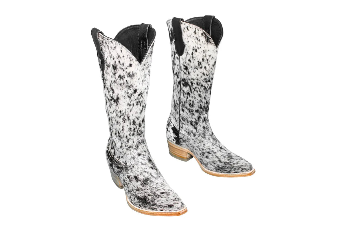 The Dakota Cowhide Boots - Size 7.5 US Stiefeld Boots