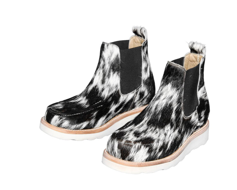 Dustin Moc Toe Chelsea Boots | Size 8 US - Stiefeld Boots