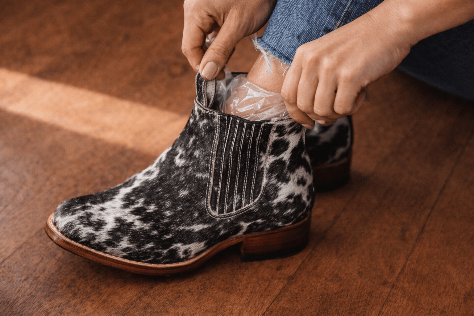 How to Break In Cowboy Boots Without the Pain - Stiefeld Boots