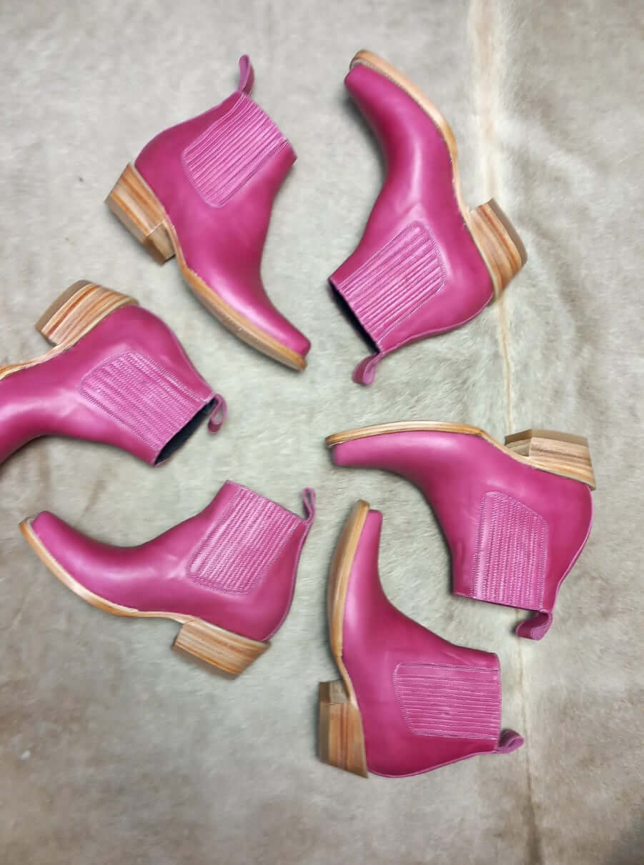 Pink and Red Boots You’ll Love - Stiefeld Boots