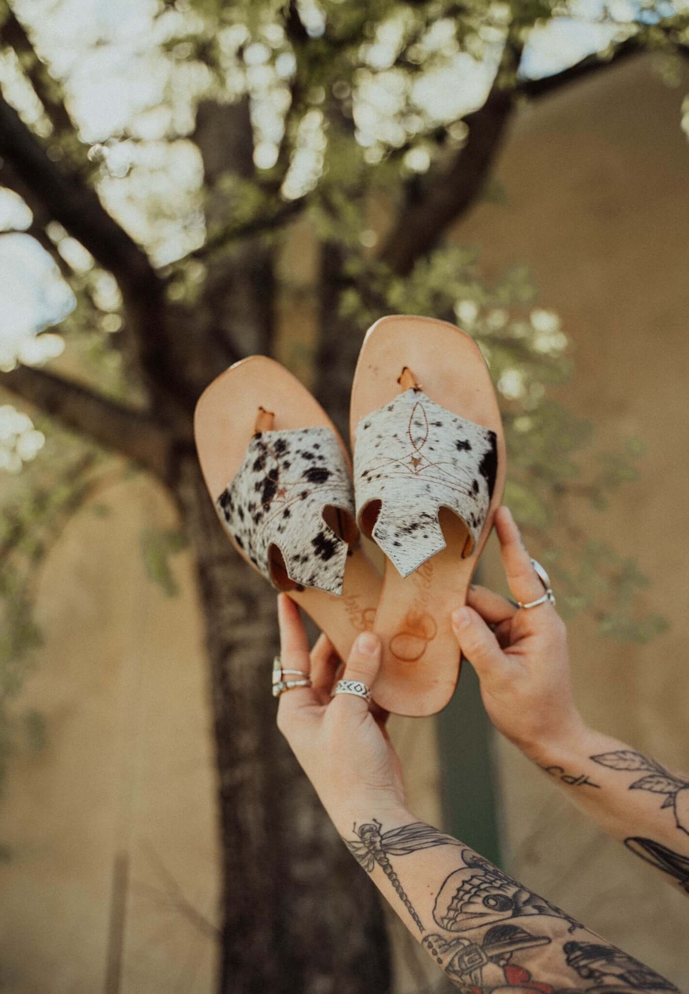 Luciana western leather flip-flops with stitching