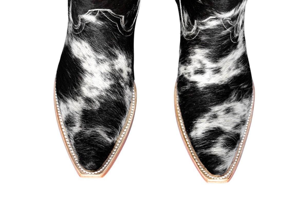 Dakota Tall Cowhide Boots - Pointy Toe - Size 7.5 US - Stiefeld Boots