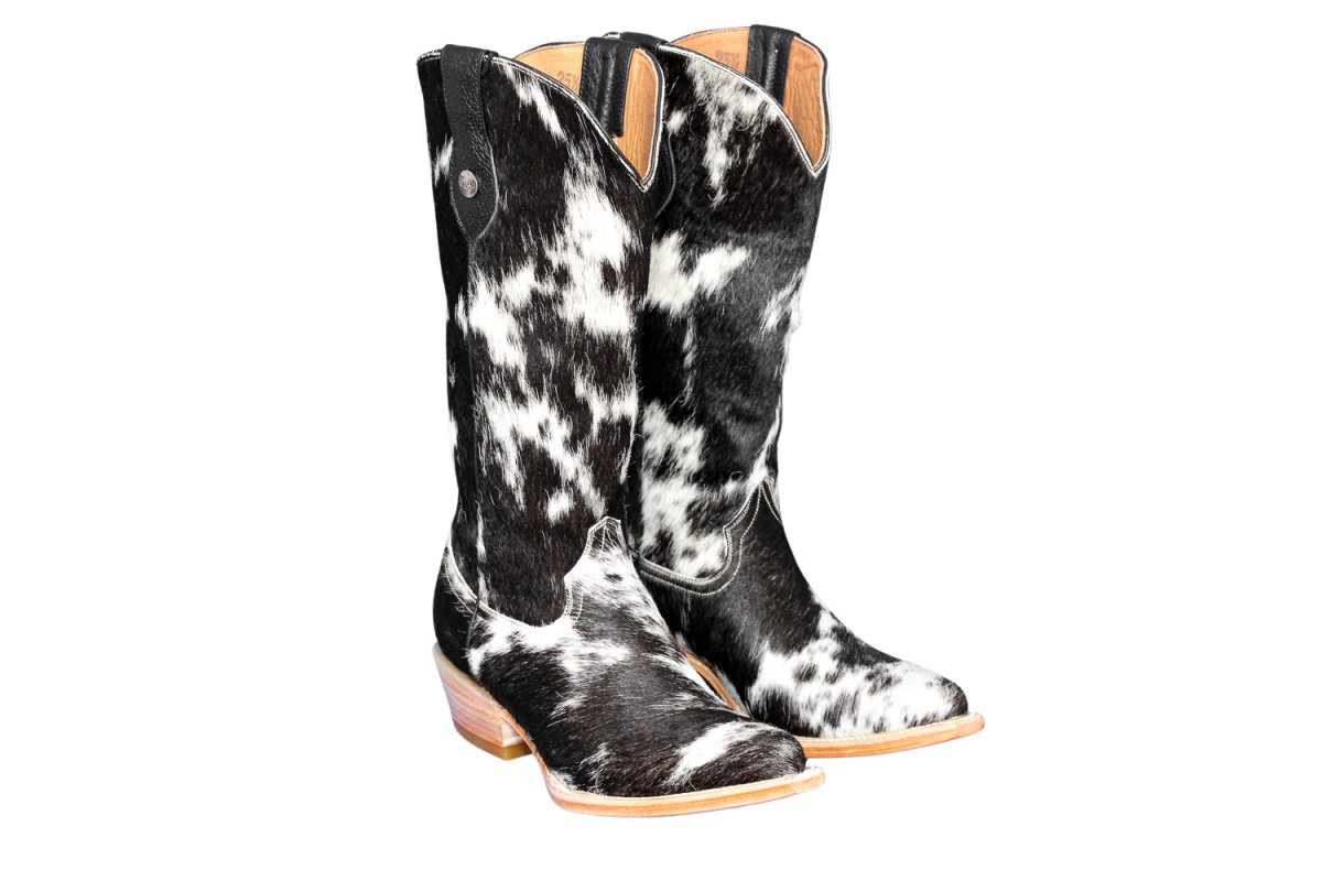 Dakota Tall Cowhide Boots - Pointy Toe - Size 8.5 US - Stiefeld Boots