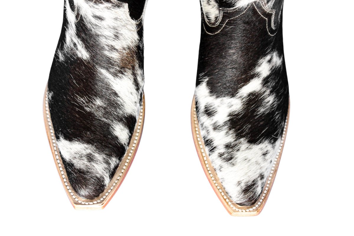 Dakota Tall Cowhide Boots - Pointy Toe - Size 8.5 US - Stiefeld Boots